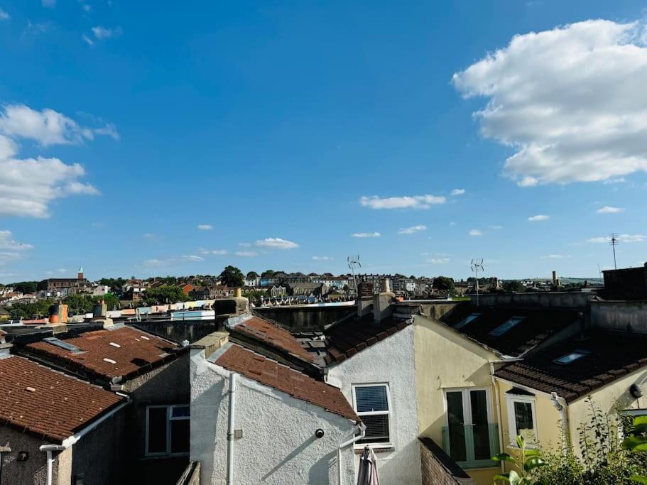 Totterdown House With Views & Garden Holiday home Bristol